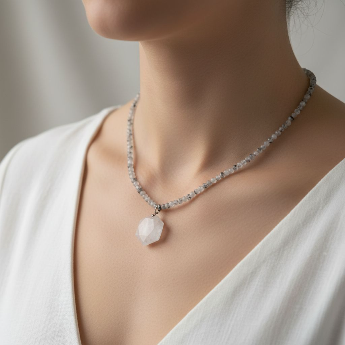 Terrasoul Aytaşı Kolye