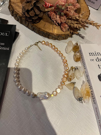 ST10 Pinkamorfy Kolye